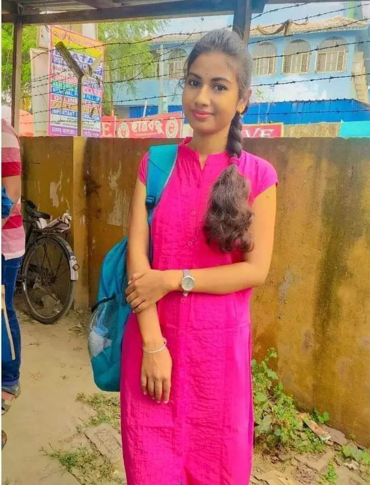 Koderma high profile genuine servic real photos real service call.me now for doing sex without condom