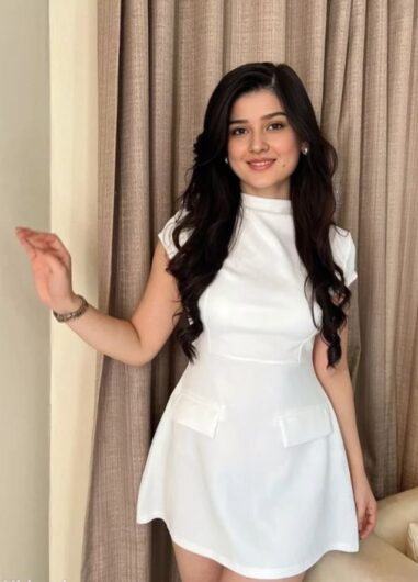 Call Girls in Karol Bagh (DELHI) 8447427006 Escorts Service