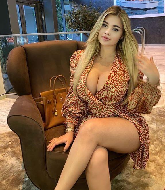 Book Premium Escorts ServiCe Rohini 24/7 Call Girls +91-9211923703 In Delhi NCR