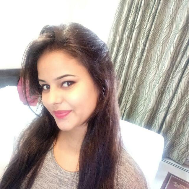Top model 𝟵𝟯𝟬𝟰𝟲𝟭𝟱𝟭𝟮𝟳 college call girl service available in