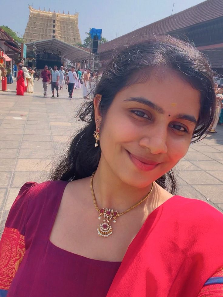 MEET SEXY INDEPENDENT TAMIL GIRLS AUNTIES AVAILABLE IN LOW BUDGET WITH FULL BODY MASSAGE SERVICE IN SAFE PLACE