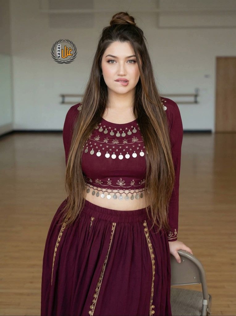 Call Girls In Munirka Metro+91-9711147426 ,Shot , 2000