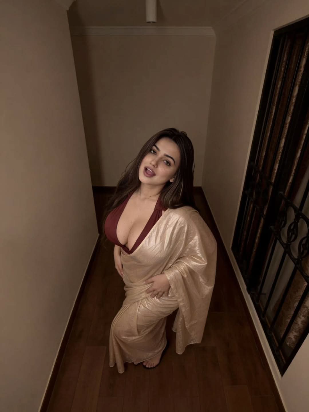 Full open nude live video call sex chat service available