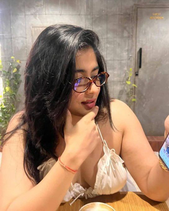 IN/OUT Call Radisson Blu Kaushambi Escorts 24×7- NO ADVANCE 9958560360