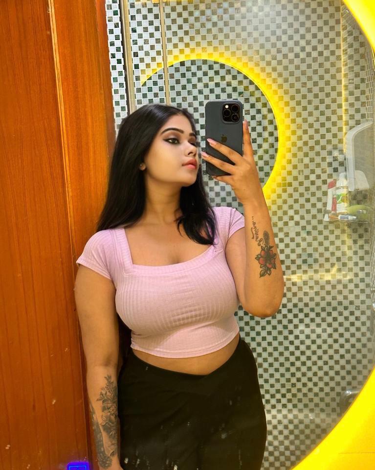 Hii gussa I am heena service available full night and 1hr 1500 fast booking confirmation 500 and service available