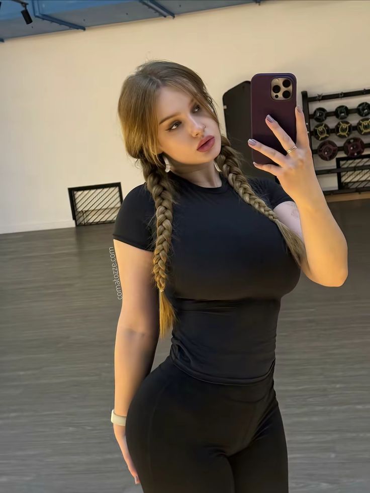 『Delhi』Young Call girls in Defence Colony 9958626694