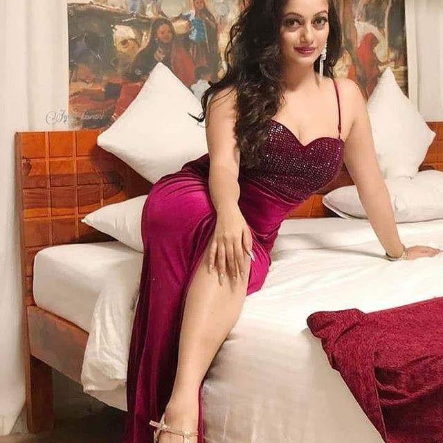 CALL ME ⇆✤99/533 { 22/196 ✤ Call Girls in Green Park Delhi