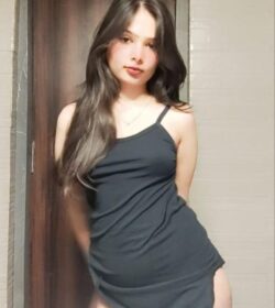 indian-gujarati-girl-nude-boobs-selfie-pics-of-hot-tease-2-1-6