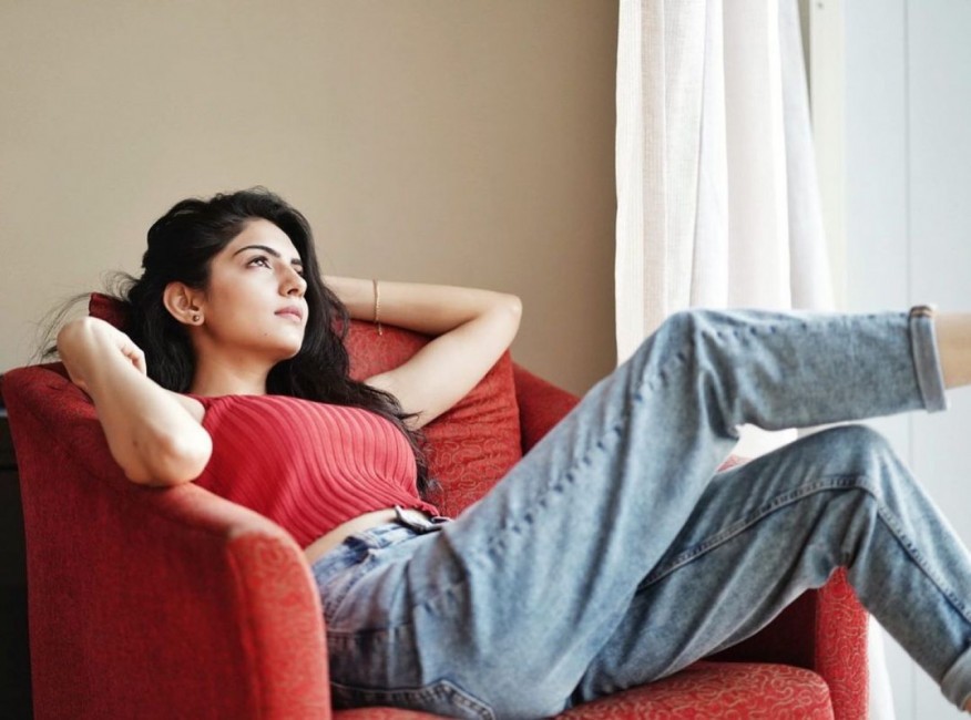 9990771857 Call Girls New friends Colony Delhi – Near Metro Mohammadpur