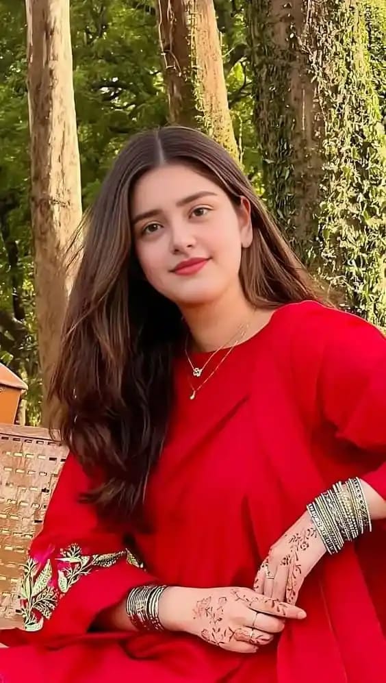 top model college call girl service available