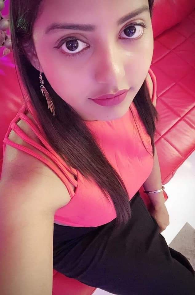 top model college call girl service available