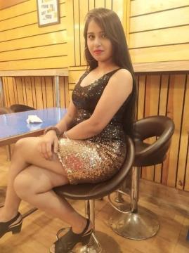 Top model 𝟵𝟯𝟬𝟰𝟲𝟭𝟱𝟭𝟮𝟳 college call girl service available in