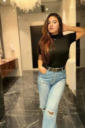 CALL GIRLS IN Delhi Hauz Khas❤️8447389422 ✔️