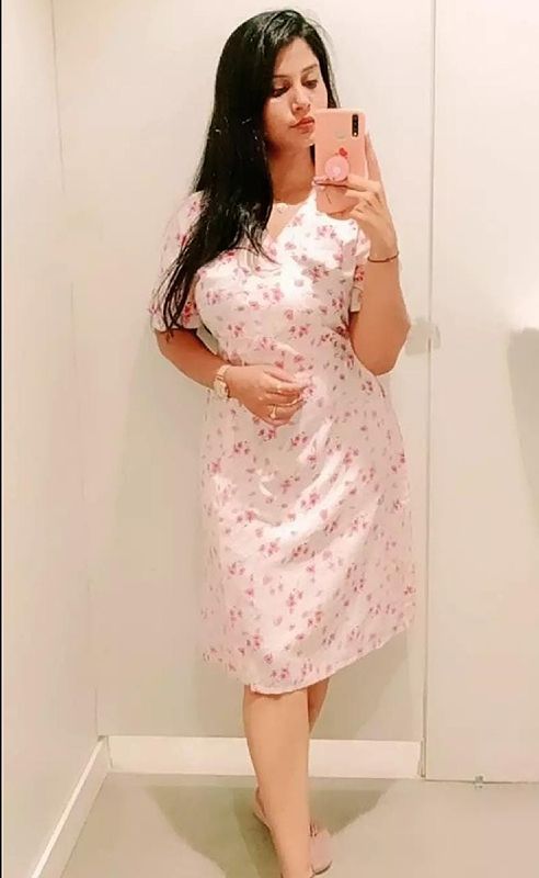 9990771857 Call Girls Sabzi Mandi Delhi – Near Metro Rajokri