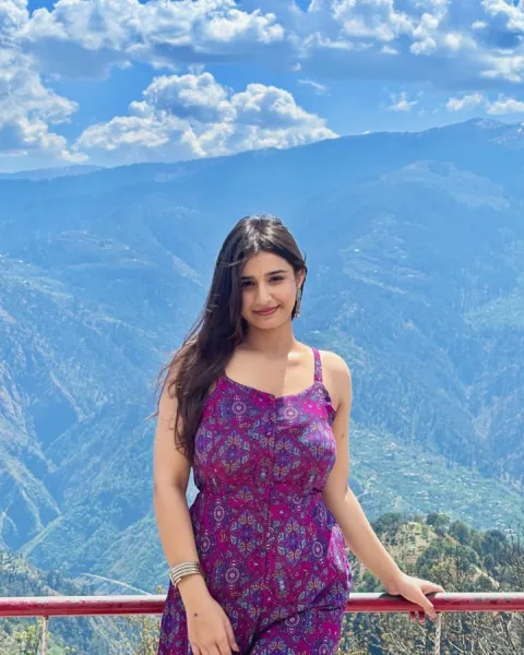 Call Girls In Paharganj , 9643097474 Sevice Delhi-100 % Available 24×7