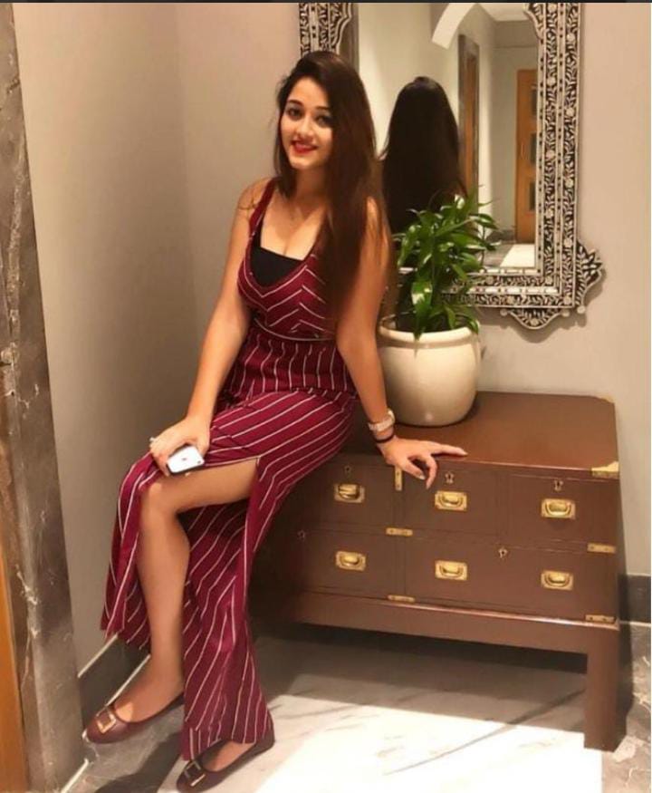 9990771857 Call Girls Anand Niketan Delhi – Near Metro Line