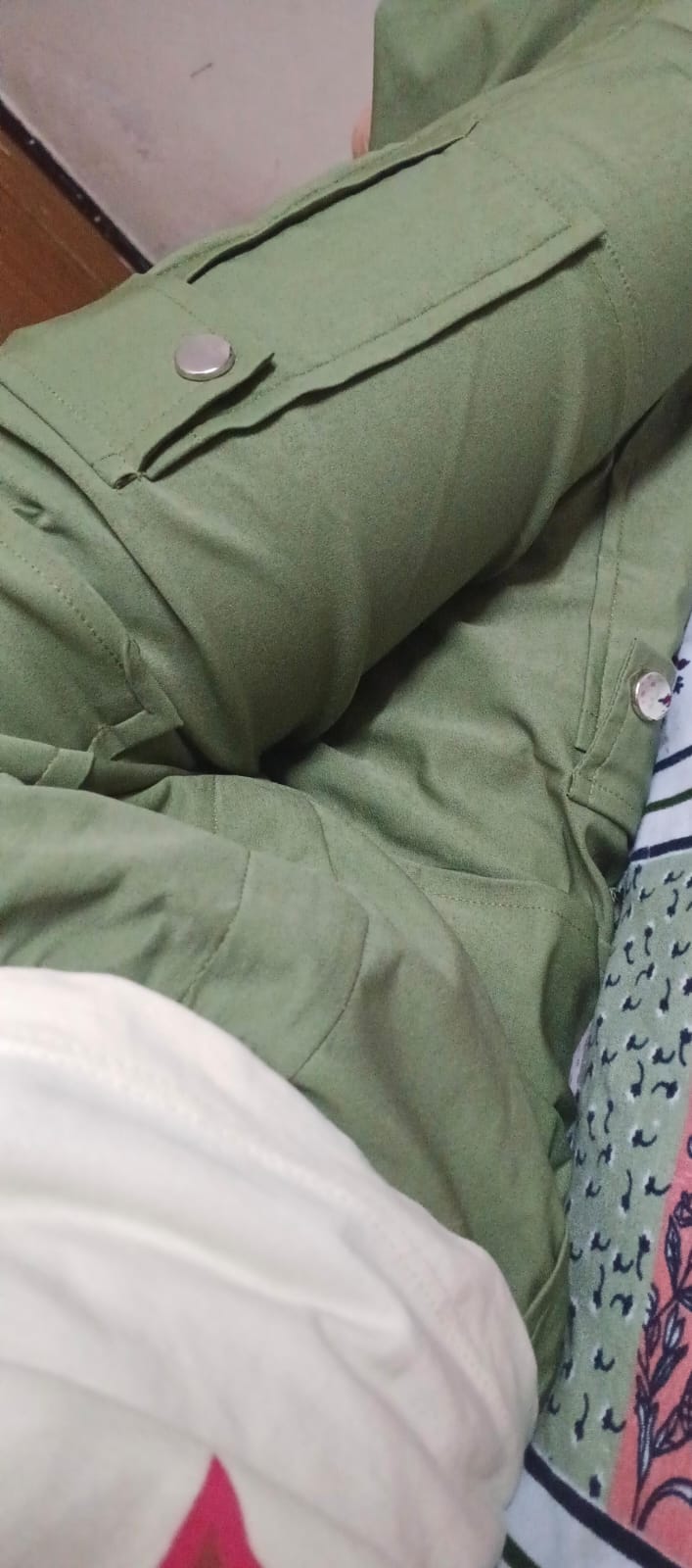 9990771857 Call Girls Kirti Nagar Delhi – Near Metro Line