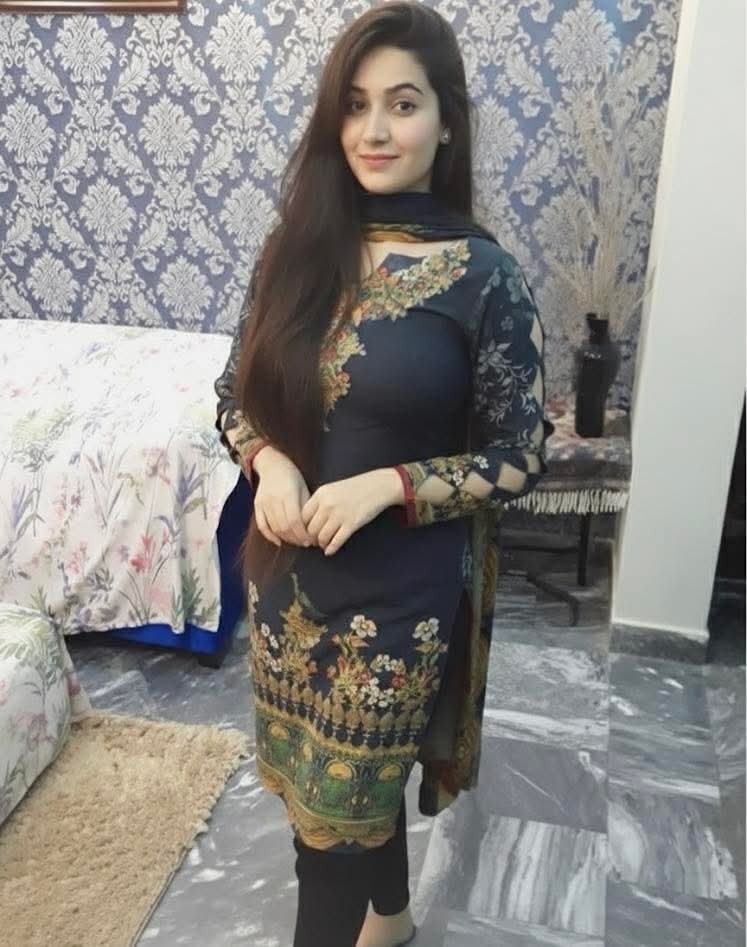 Call Girls In Chandni Chowk ꧁❤️99580/188-31❤️꧂ Delhi Call girls in Escort Service