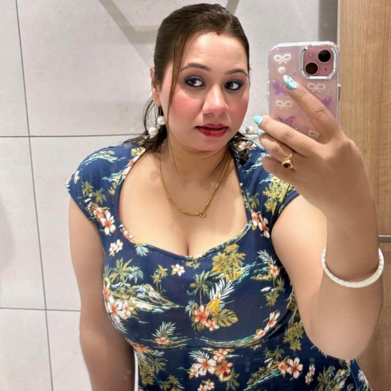 9990771857 Call Girls Noida Sector 63 Noida – Near Metro