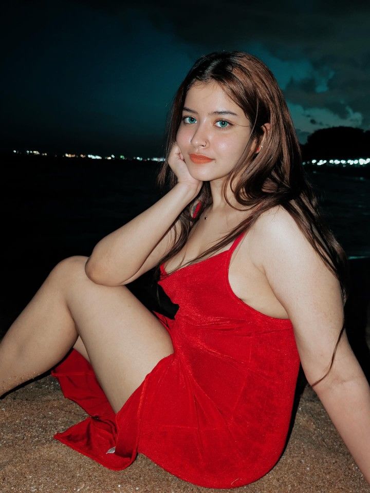 Call Girls in Hauz Khas—>(( 𝟵𝟲𝟰𝟯𝟵𝟬𝟬𝟬𝟭𝟴 ))—>Delhi NCR