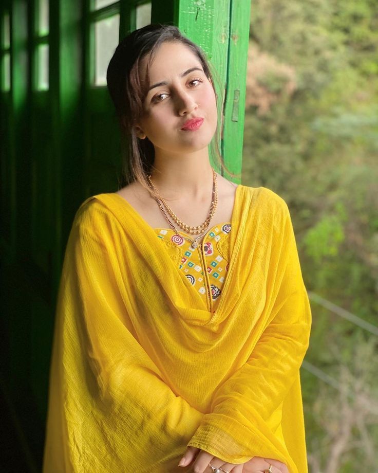 Call Girls in Delhi Babarpur 96-43-44-26-75 Call Girls in Delhi