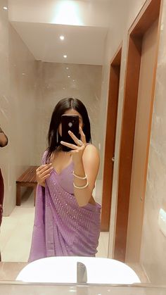 Call Girls in Noida Sectors 120 Personals Escorts 9899001462