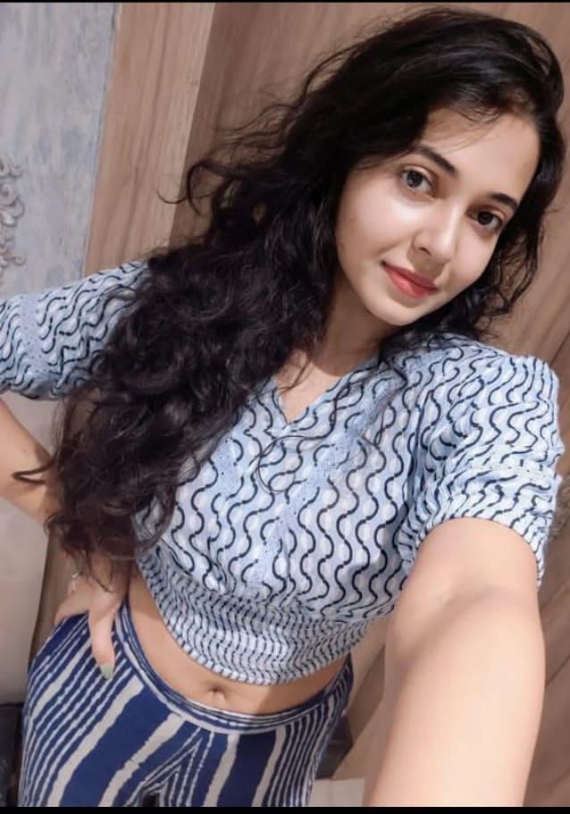 Myself Pooja Sharma independent college call girl and hot