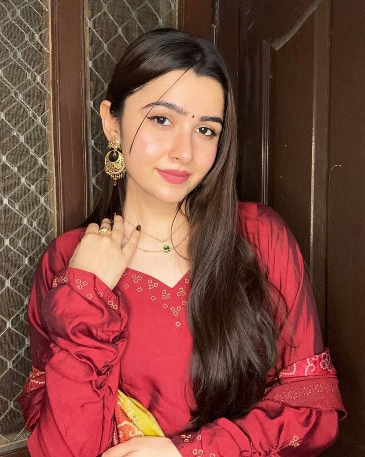 Call Girls In Dwarka Sector 21 𝟗𝟕𝟏𝟏𝟎𝟏𝟒𝟕𝟎𝟓 Escort Service