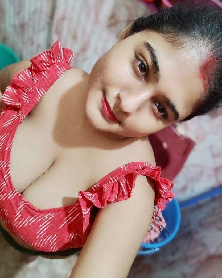Call Girls Service In Gurgaon Sector 14 Call Us ₰≛99580~18831≛₰ 💖 24/7 Gurgaon Escort service