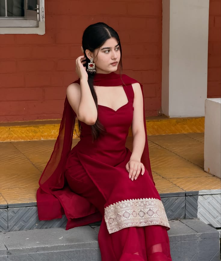 Call Girls In Seemapuri 9711800081 Escort Service