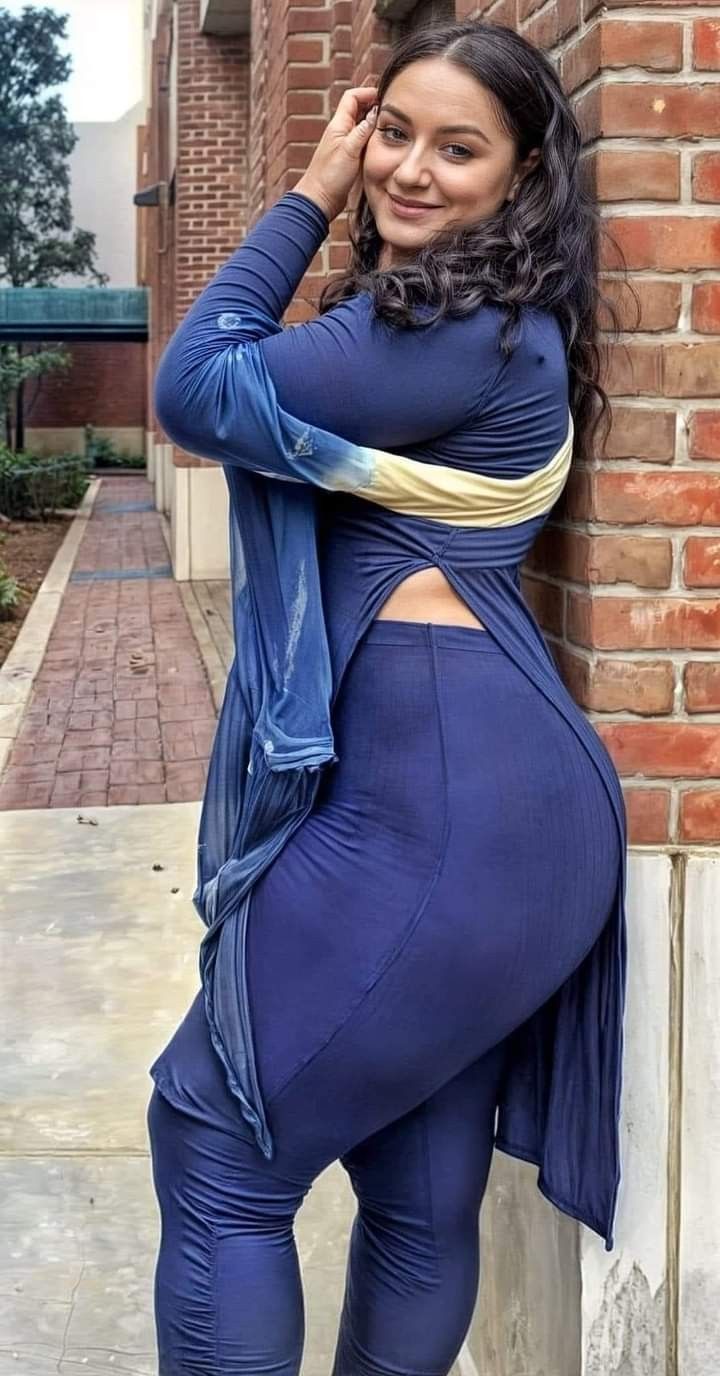 VIP~ ℭaℒℒ ℊiℛℒs DeℒhI ✲[[99-58-O-18831]]✲Escorts Service In Janpath