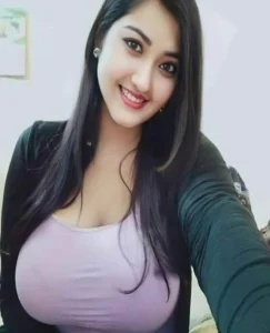Locanto-Escorts-243×300-1
