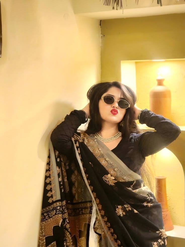 Call Girls In Geeta Colony ✿ ⚡ 𝟗𝟕𝟏𝟏𝟖𝟎𝟎𝟎𝟖𝟏 ⚡ ✿ Escort Service